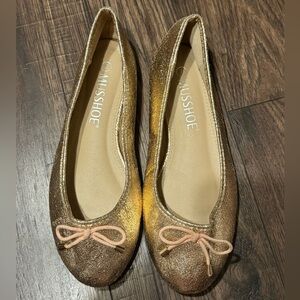 Musshoe gold ballet flats